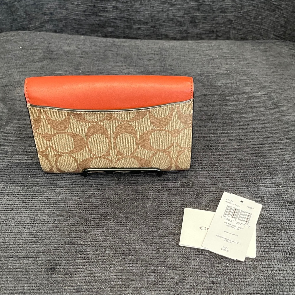 NWT Signature Mix Coach Tan and Rust Kleo Wallet - Picture 8 of 8